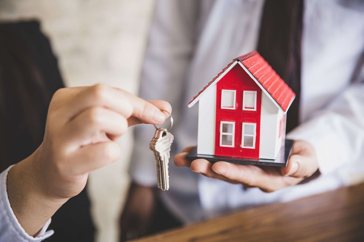 Lease & Rental Services